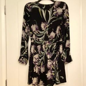 Club Monaco Floral Knee-Length Dress